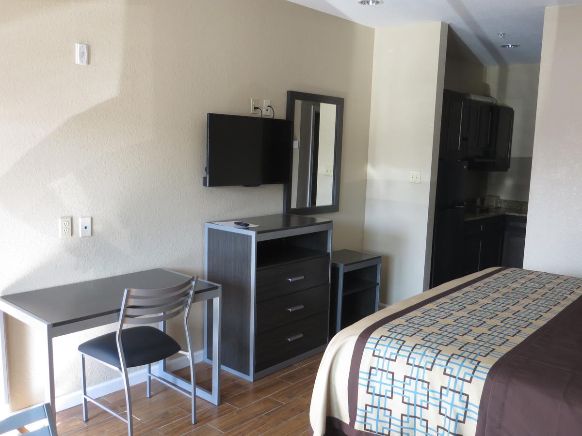 Scottish Inn & Suites Baytown Exterior foto